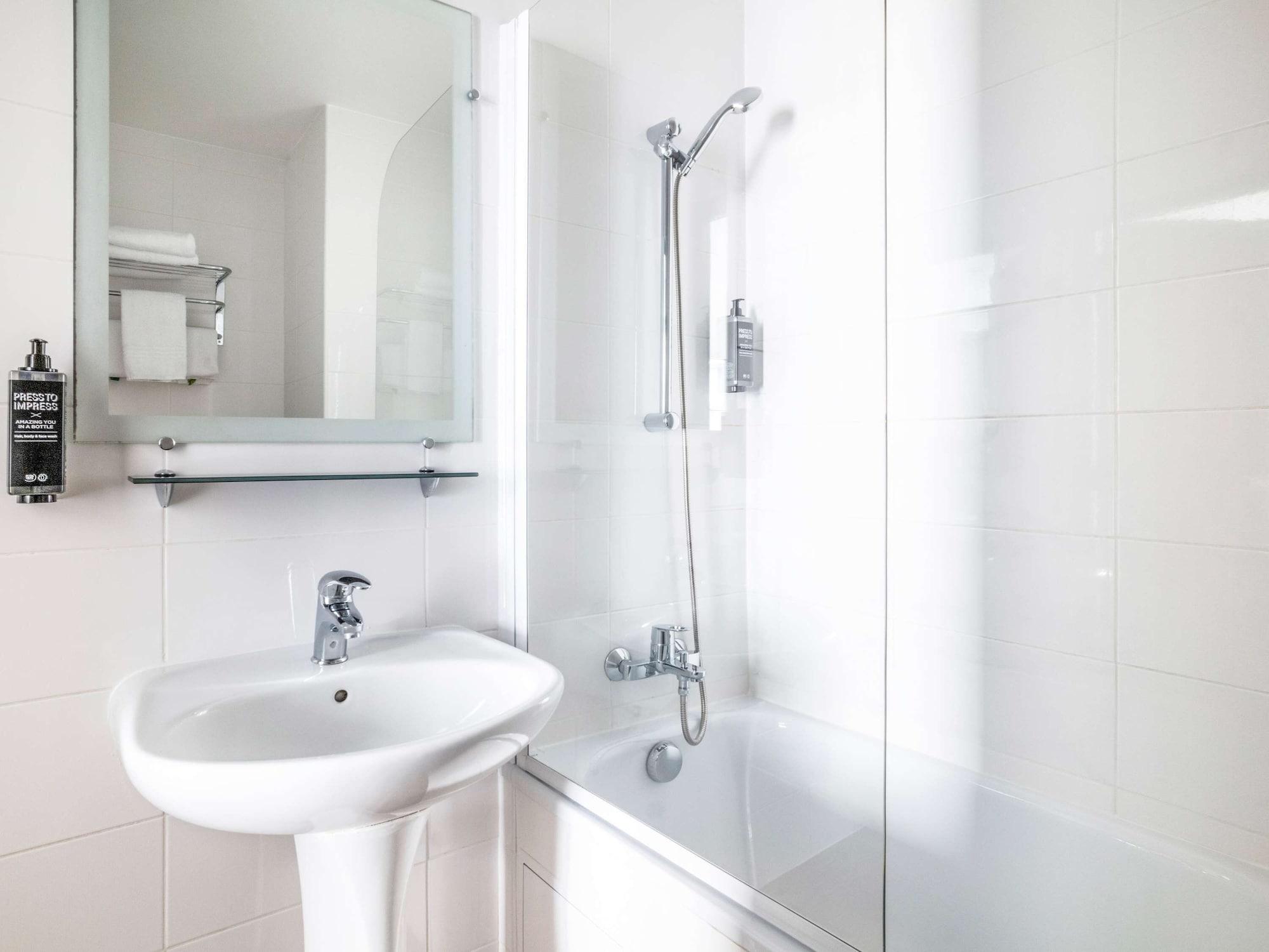 Ibis Styles Asnieres Centre Otel Dış mekan fotoğraf